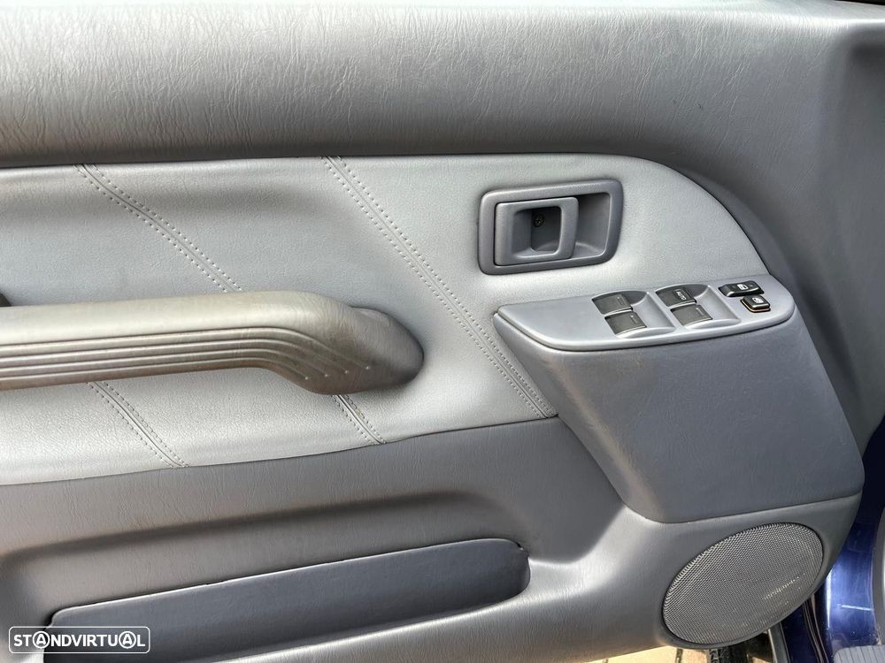 Toyota Land Cruiser 3.0 TD Pack 2 - 18