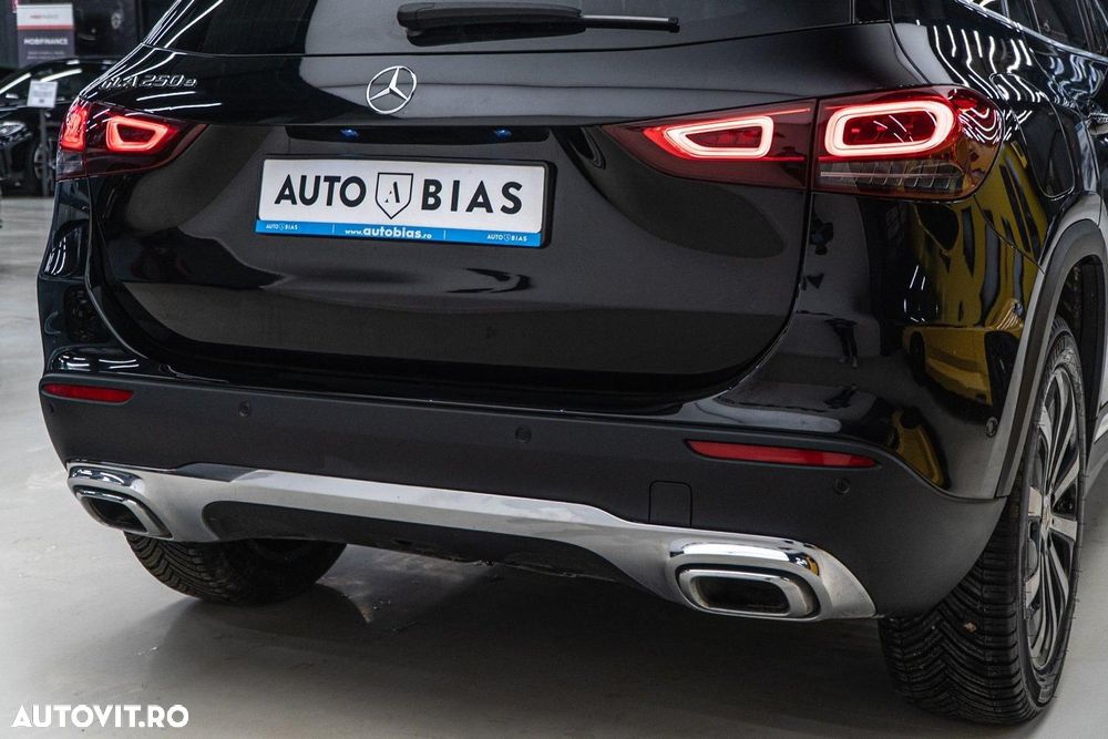 Mercedes-Benz GLA 250 e - 13