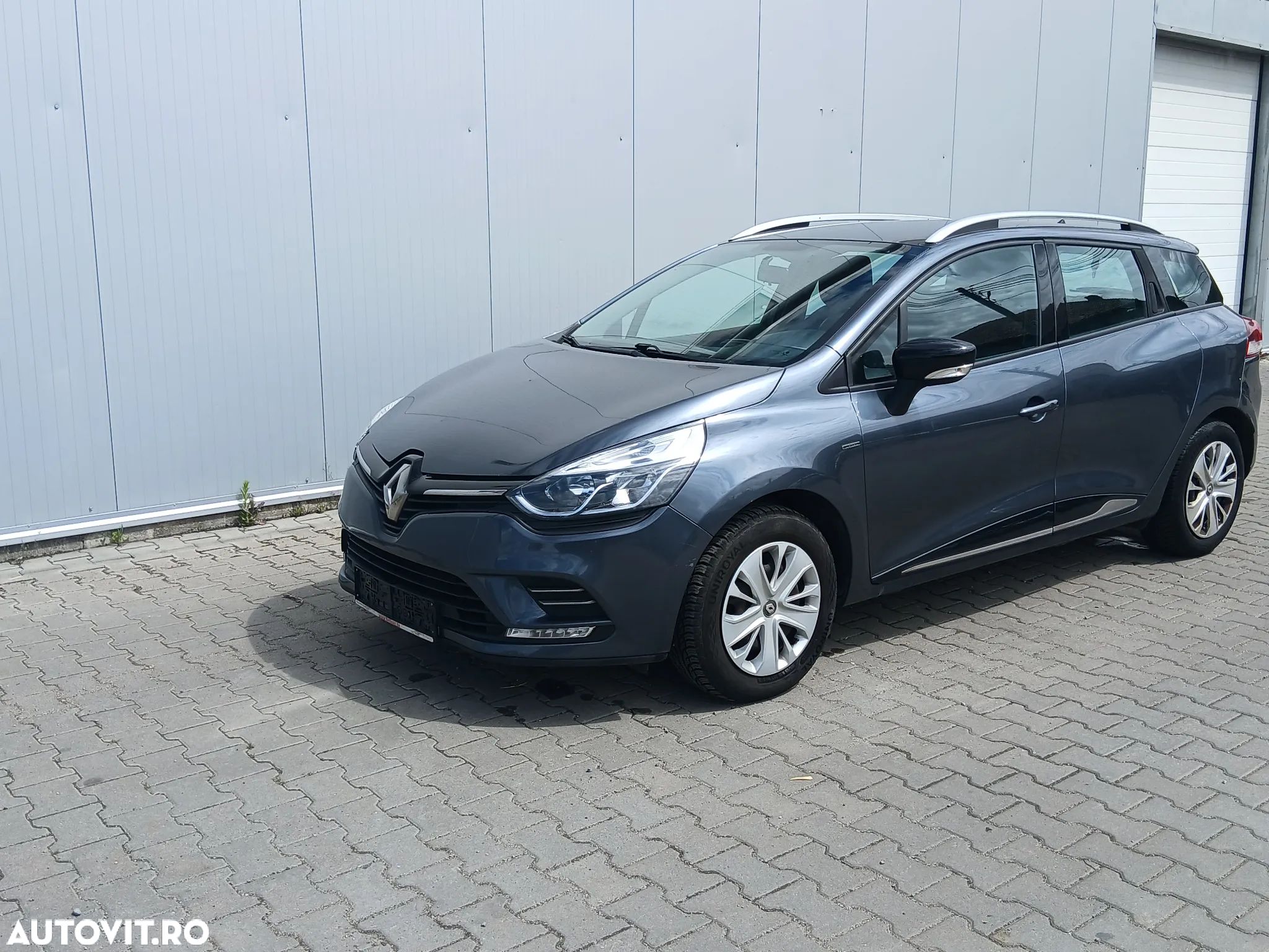 Renault Clio Grandtour (Energy) TCe 90 Bose Edition - 1