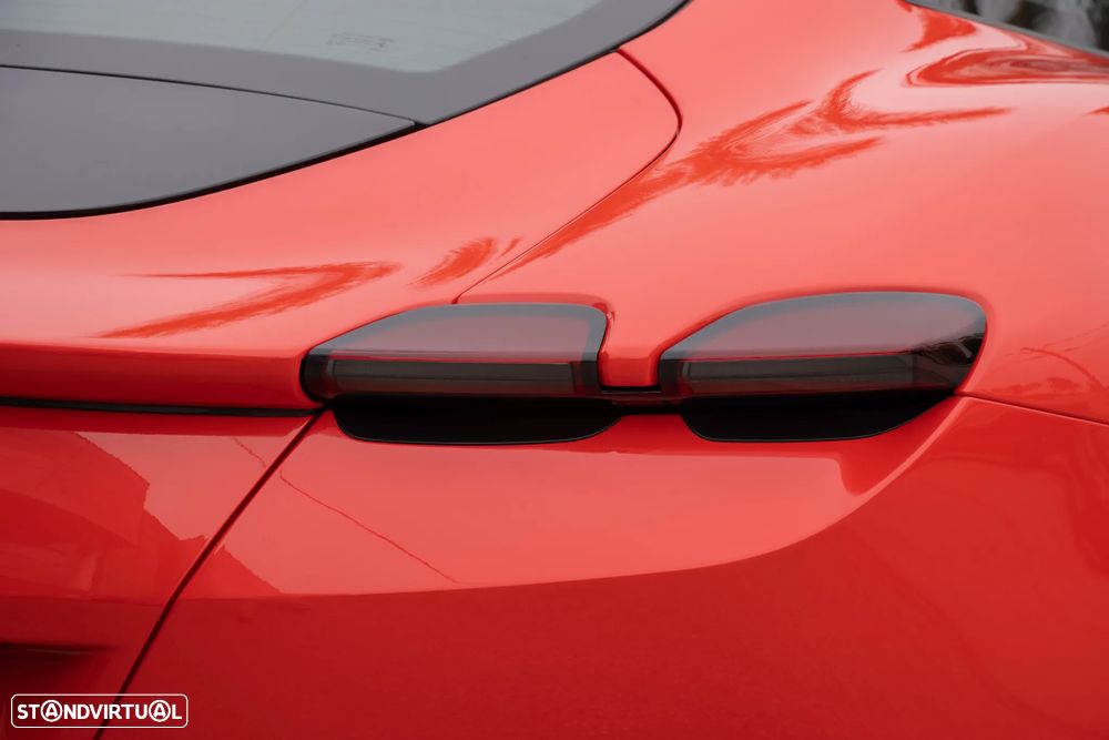 Ferrari Roma 3.9 Twin-Turbo V8 - 24