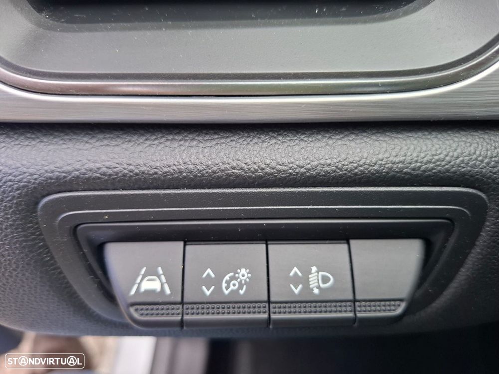 Renault Captur 1.0 TCe Exclusive - 33