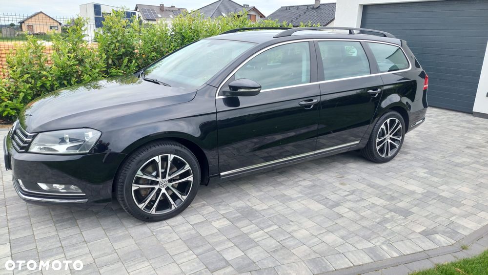 Volkswagen Passat - 12