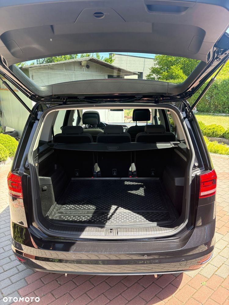 Volkswagen Touran 1.2 TSI BMT Comfortline - 12