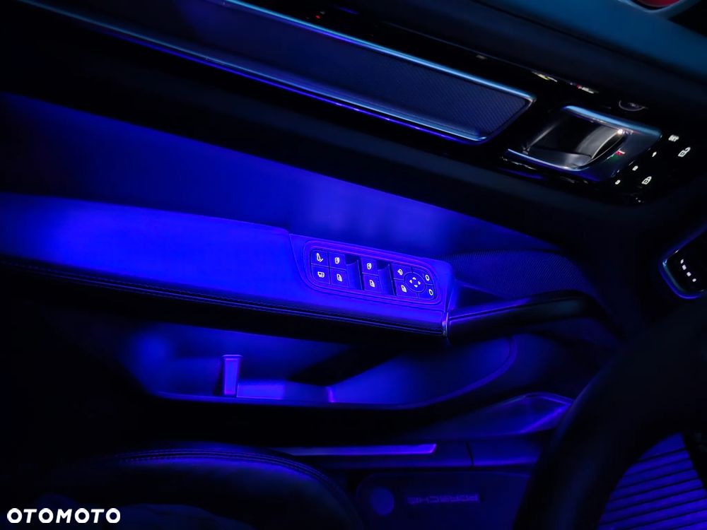 Porsche Cayenne - 15