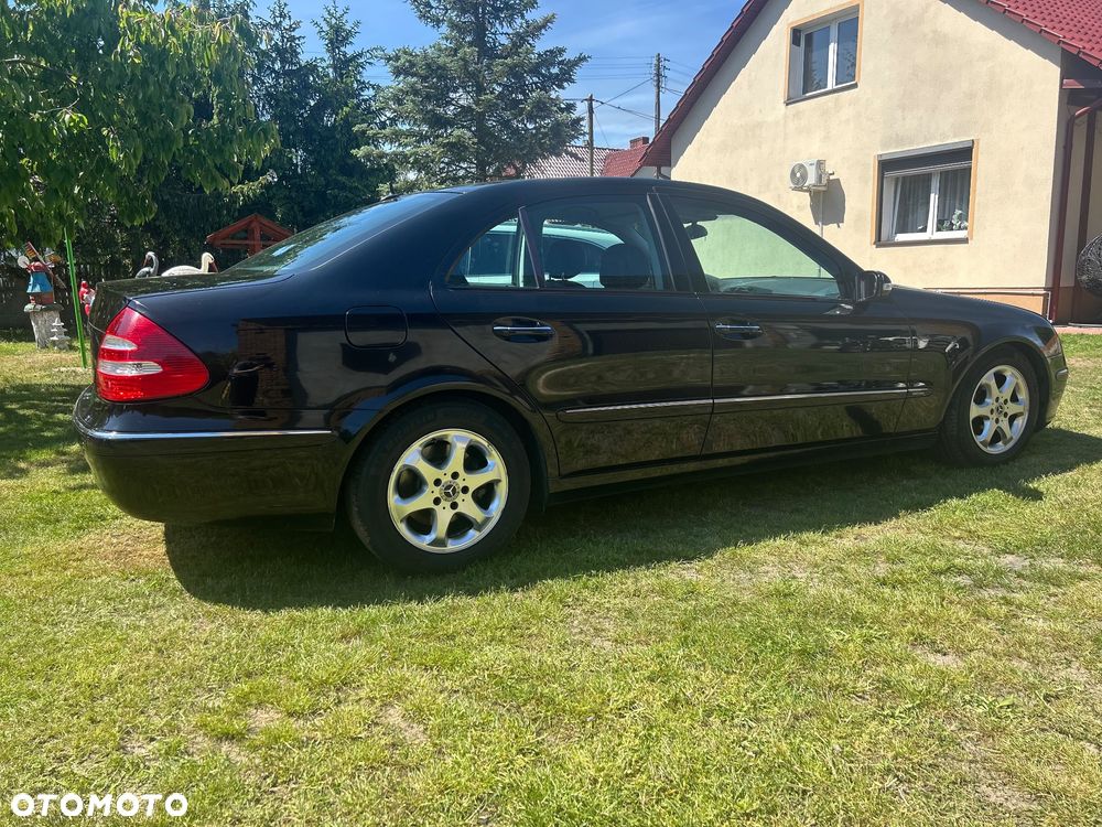 Mercedes-Benz Klasa E 320 CDI T Elegance - 2