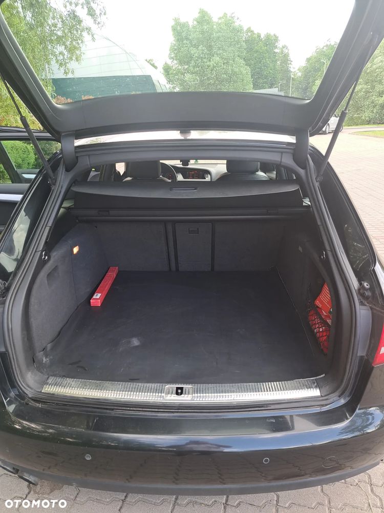 Audi A4 Avant - 8