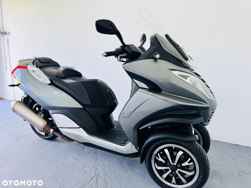 Peugeot Metropolis - 2