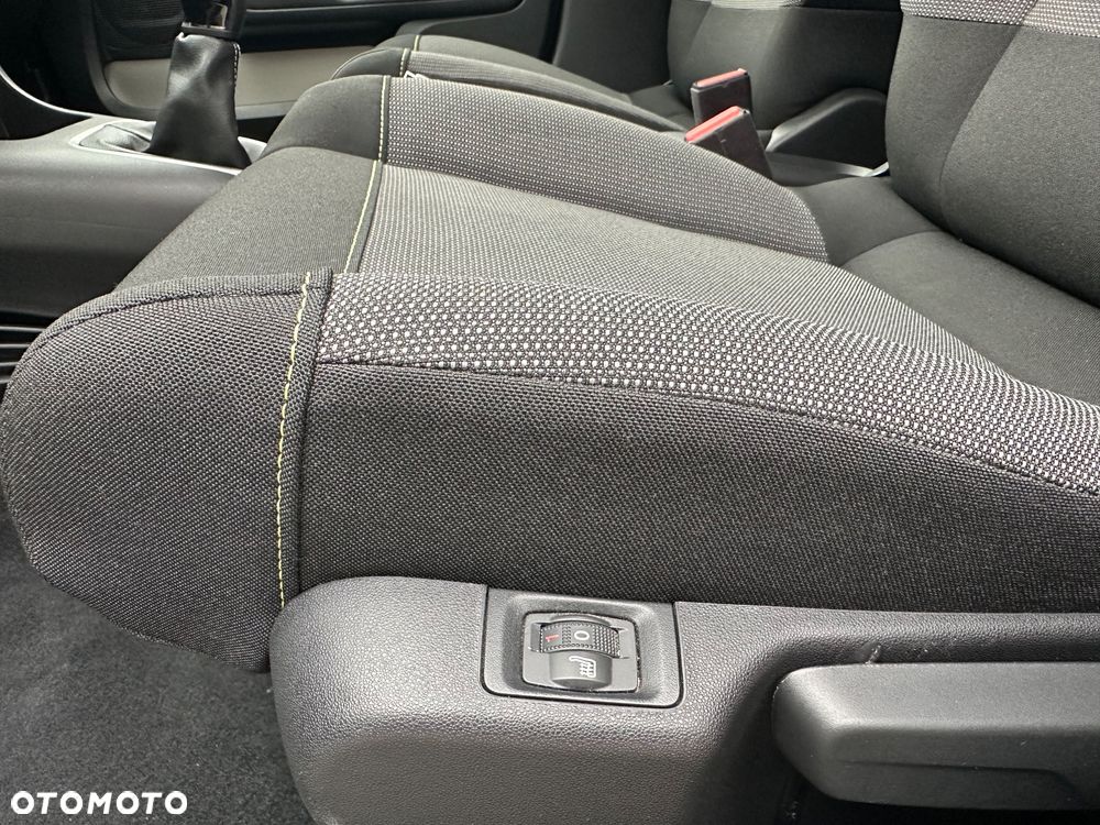 Citroën C3 1.2 PureTech Shine - 29