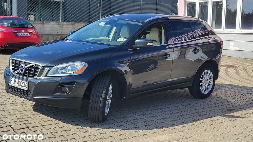 Volvo XC 60 2.4D AWD Momentum - 1
