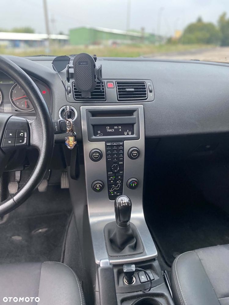 Volvo S40 2.4 Momentum - 6