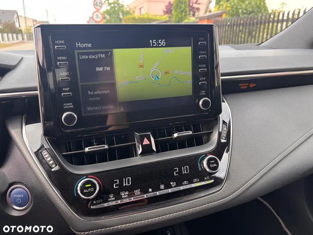 Toyota Corolla 1.8 Hybrid Executive - 19