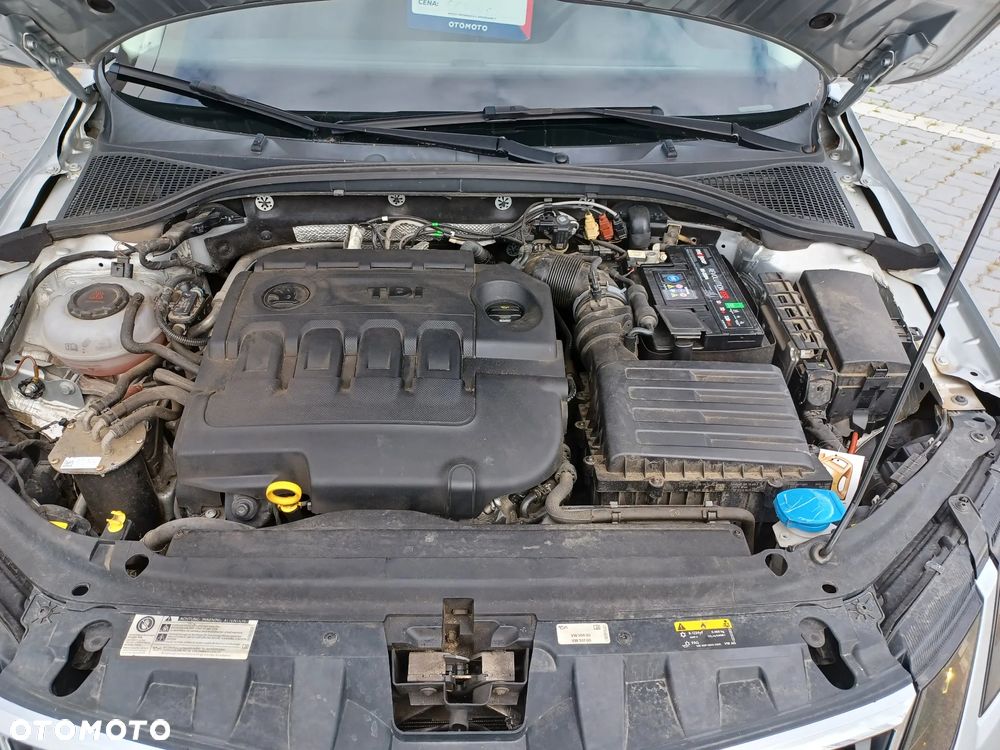 Skoda Octavia 2.0 TDI SCR Style DSG - 12