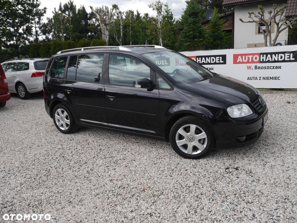 Volkswagen Touran 2.0 TDI DSG Highline - 12
