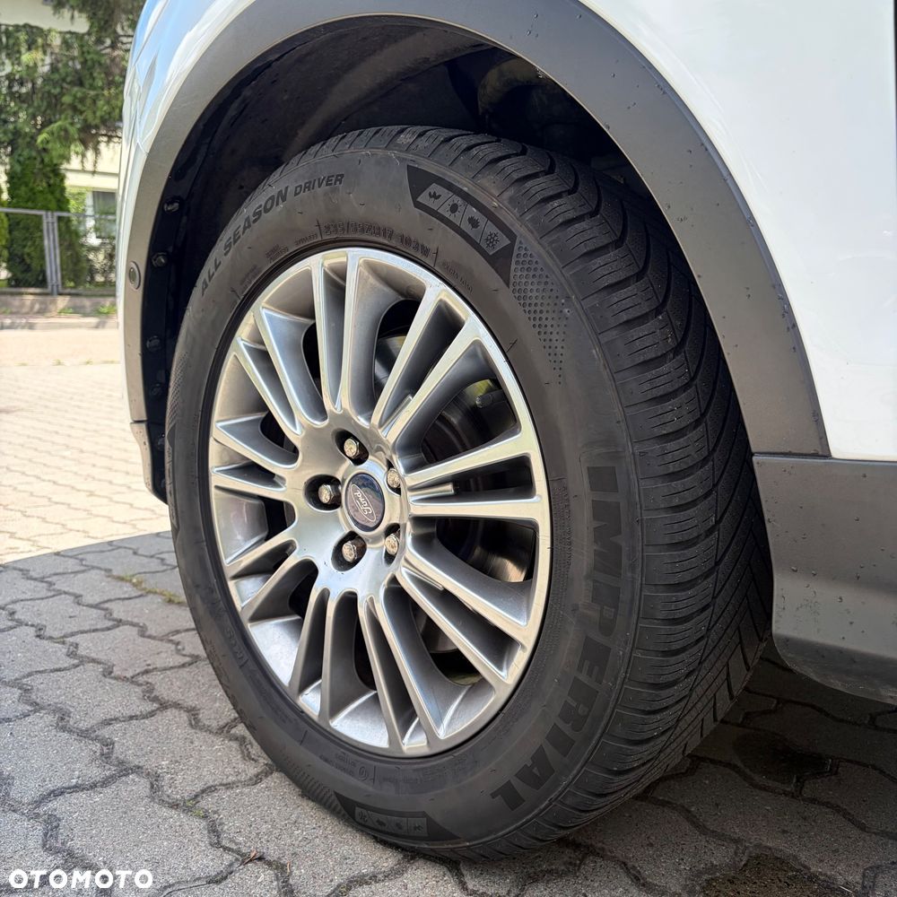 Ford Kuga 2.0 TDCi 4x4 Titanium - 19