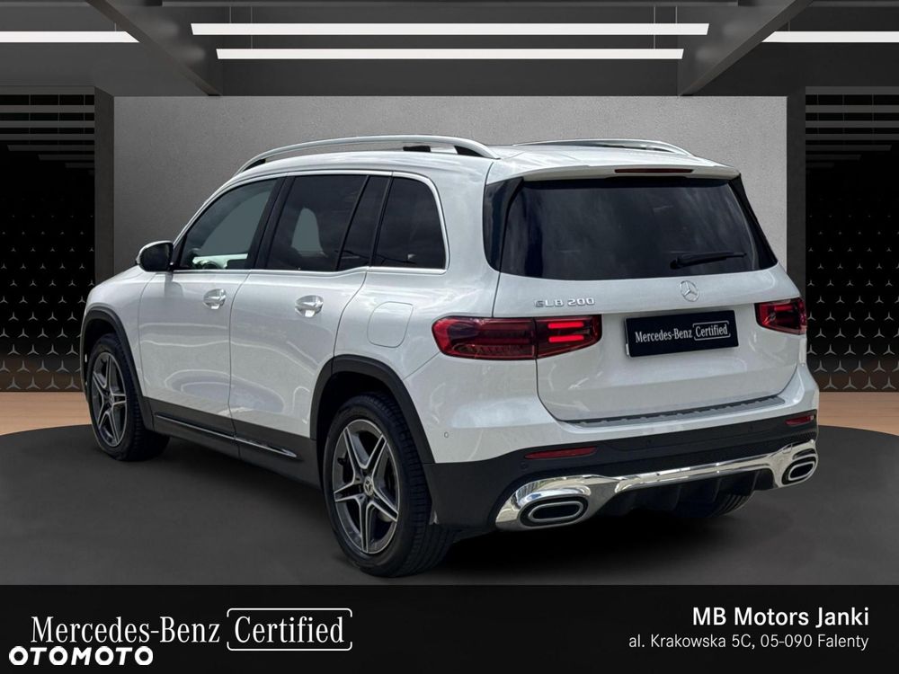 Mercedes-Benz GLB - 4