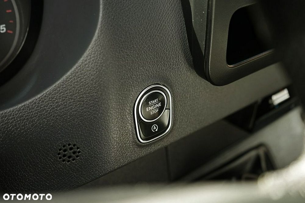 Mercedes-Benz Sprinter - 27