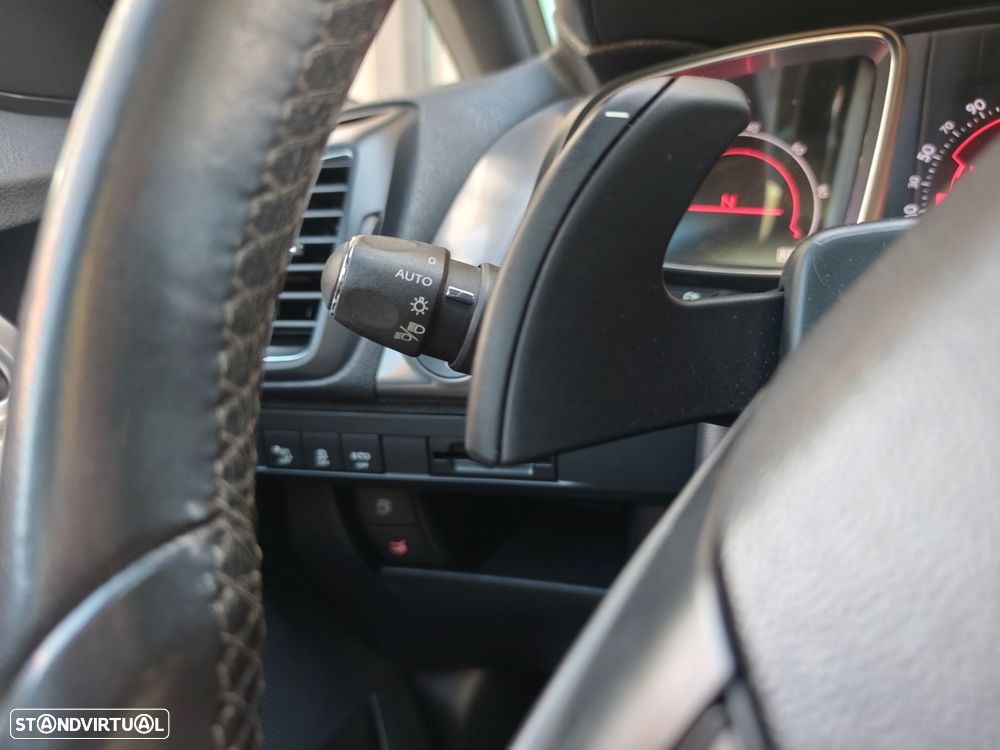 DS DS5 2.0 Hybrid4 Sport Chic - 29
