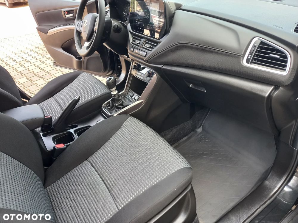 Suzuki S-Cross 1.4 SHVS Premium 4WD - 21
