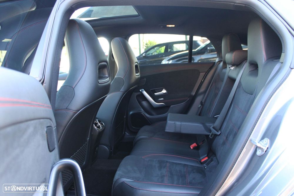 Mercedes-Benz CLA 250 e Shooting Brake AMG Line - 36