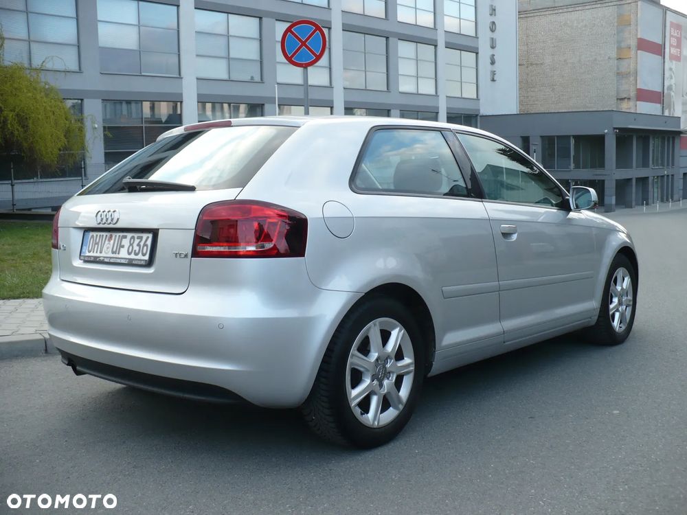 Audi A3 3-drzwiowe 2.0 TDI Ambition - 6