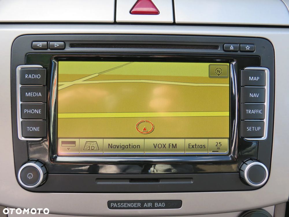 Volkswagen Passat Variant 1.6 TDI BlueMotion Technology Comfortline - 26