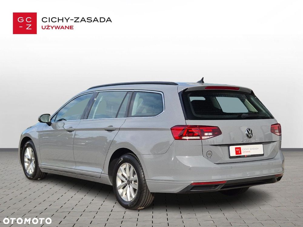 Volkswagen Passat 2.0 TDI EVO Business DSG - 3