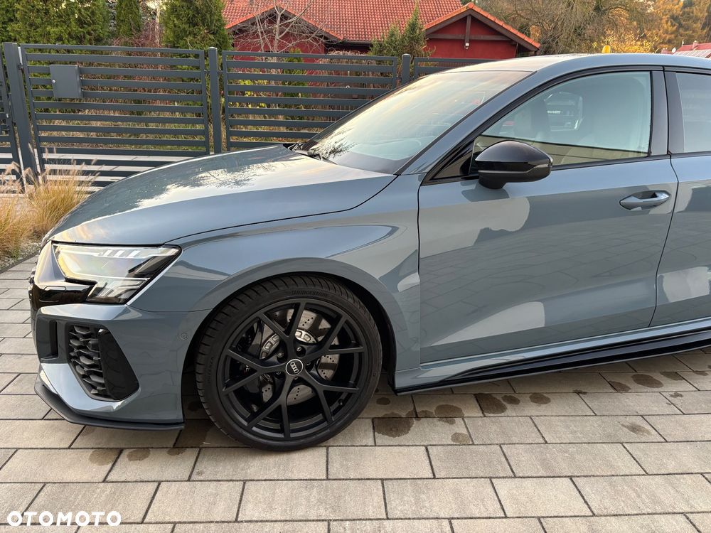 Audi RS3 Limousine - 10