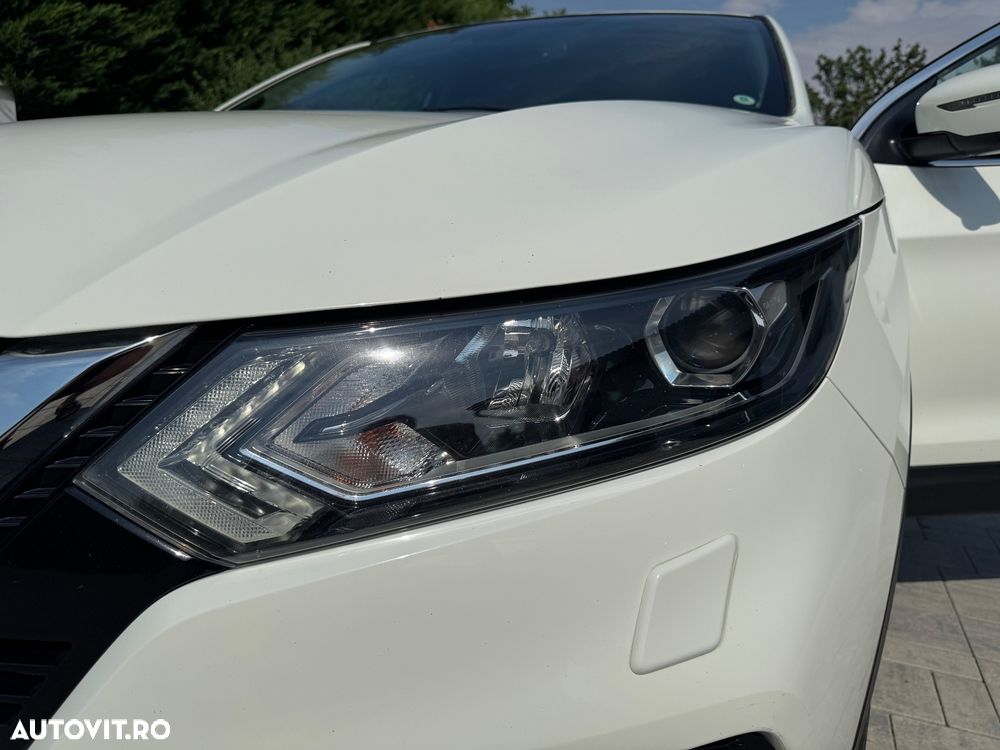 Nissan Qashqai 1.6 DCI Start/Stop X-TRONIC N-Connecta - 14