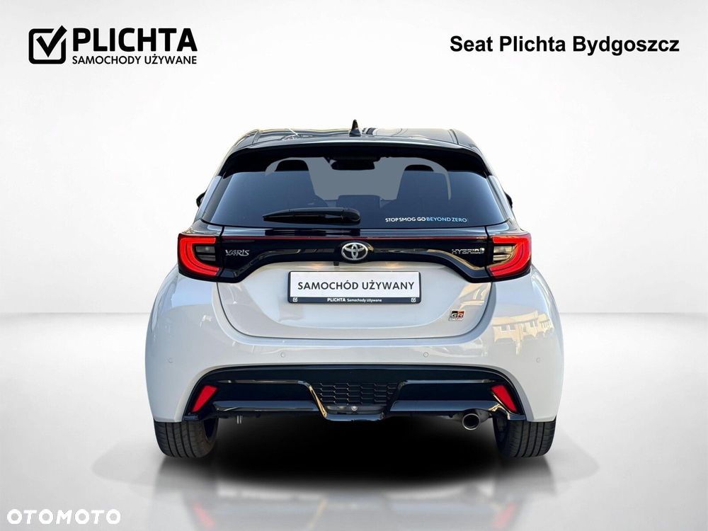 Toyota Yaris - 4