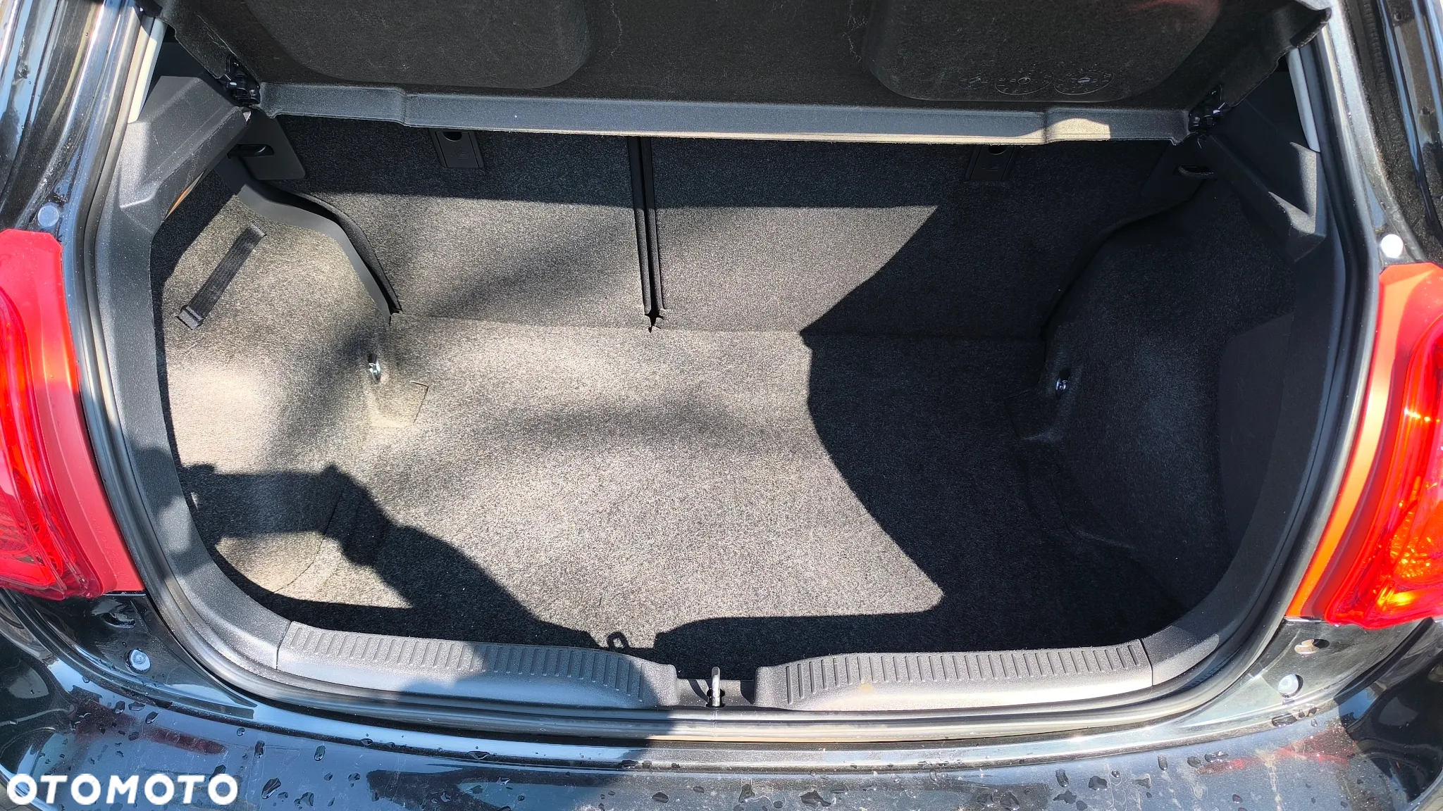 Toyota Auris 1.6 Executive - 25