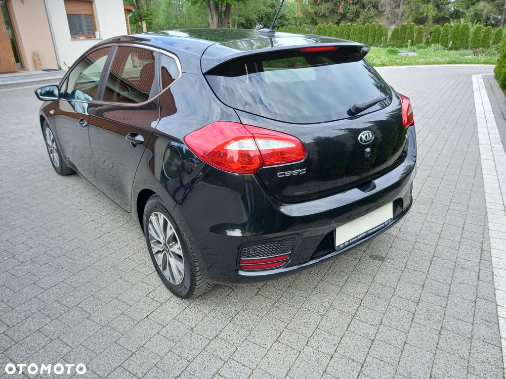 Kia Ceed 1.6 GDI Platinum Edition - 7