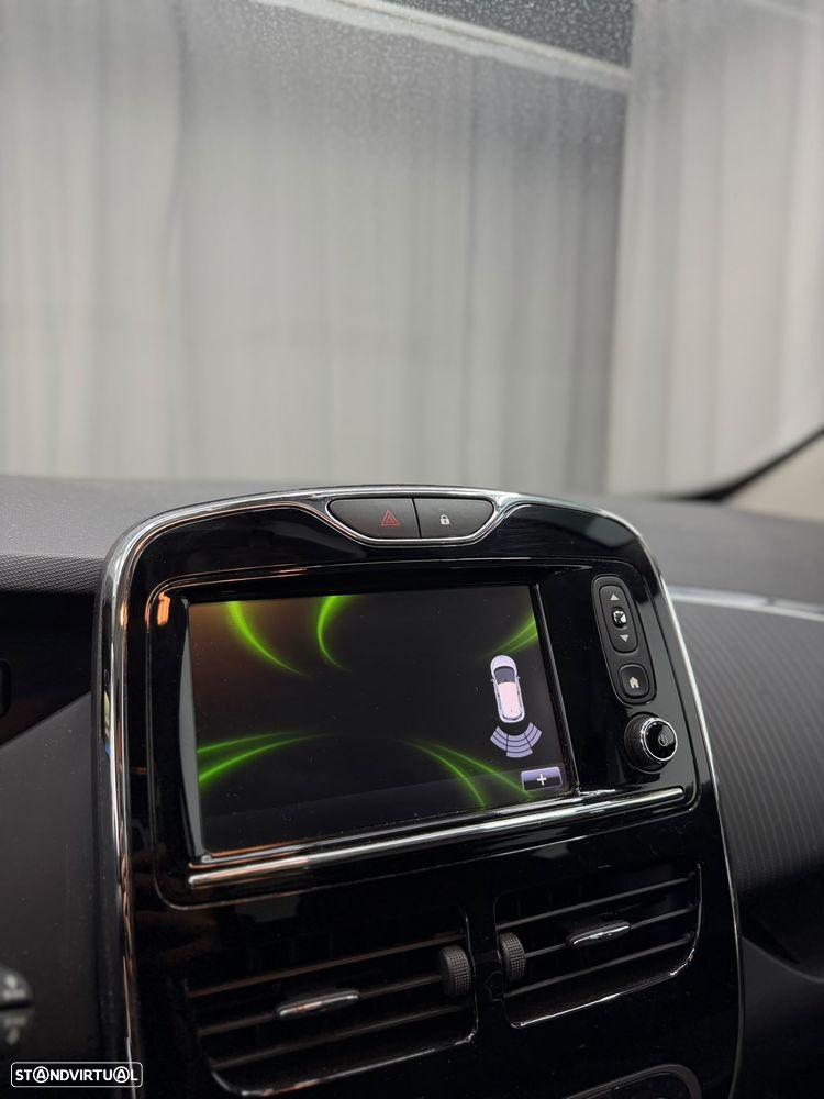 Renault Zoe (c/ Bateria) 41 kwh Intens - 18