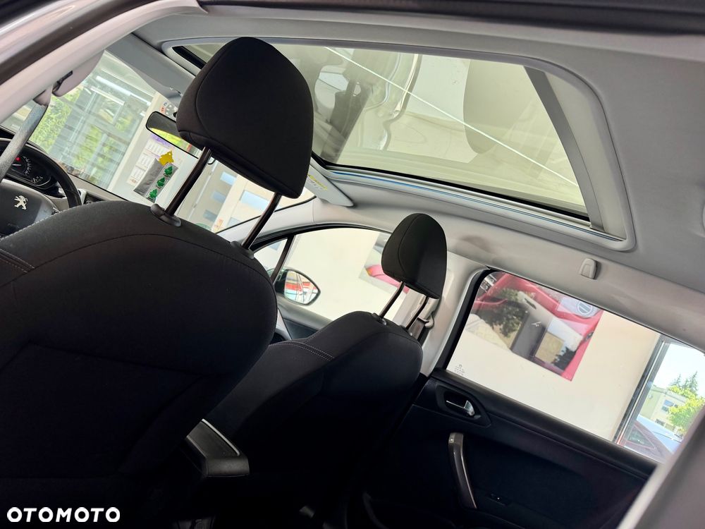 Peugeot 2008 PureTech 82 Style - 14