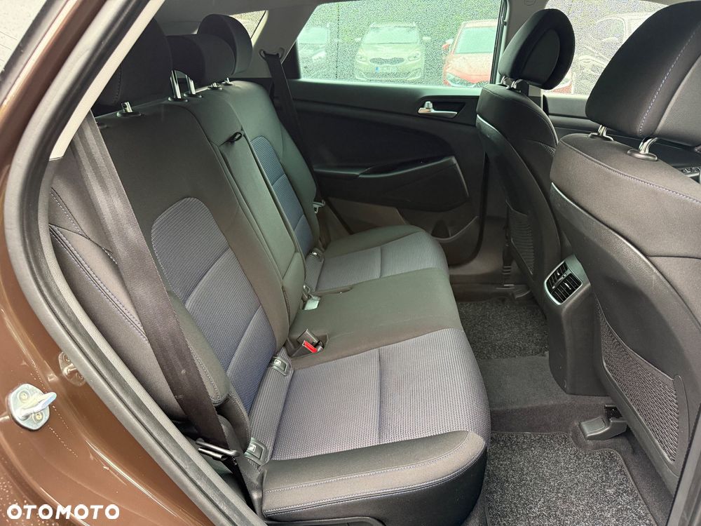 Hyundai Tucson blue 1.7 CRDi 2WD Trend - 11