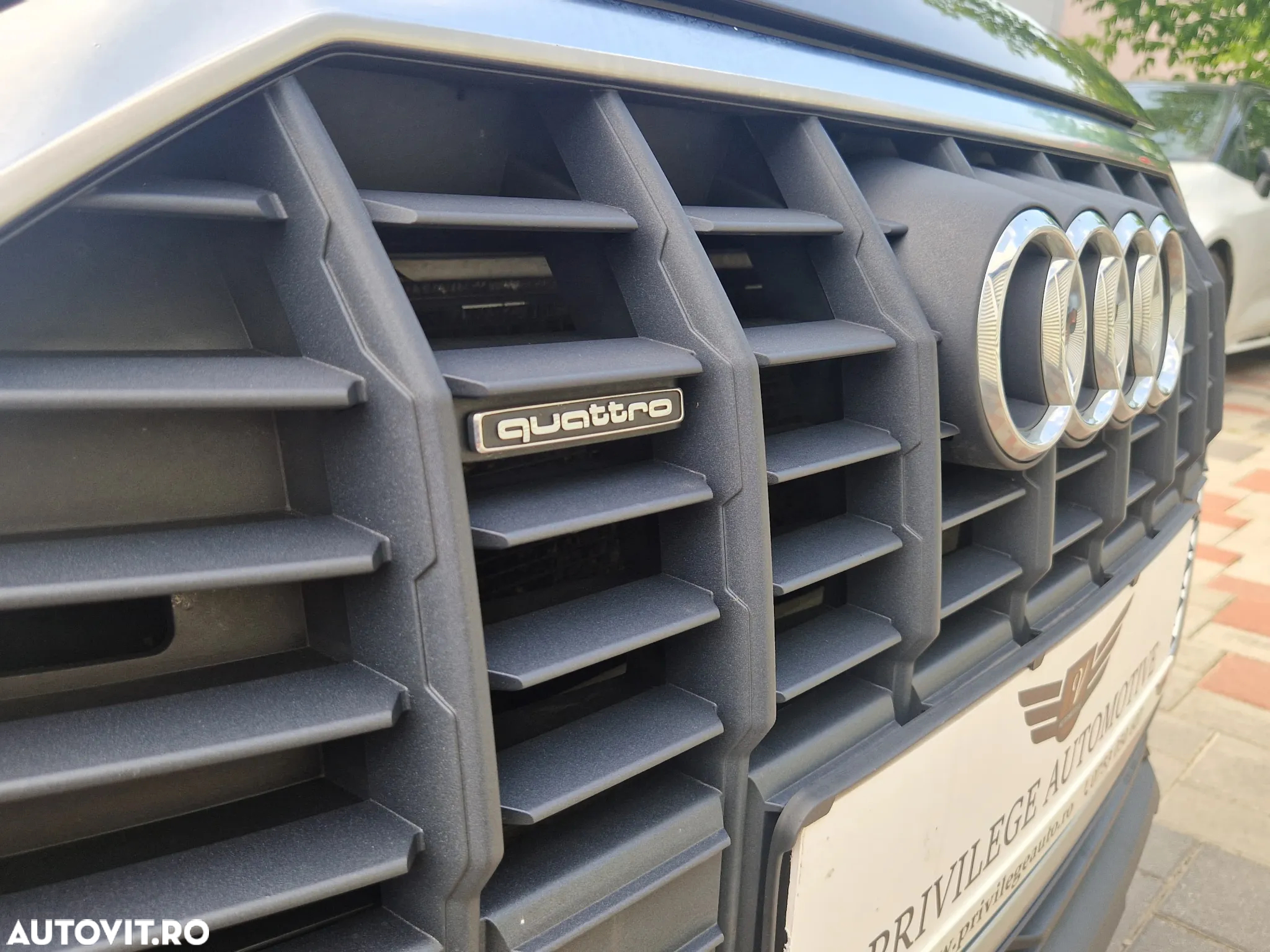 Audi Q3 2.0 35 TDI S tronic quattro Basic - 24