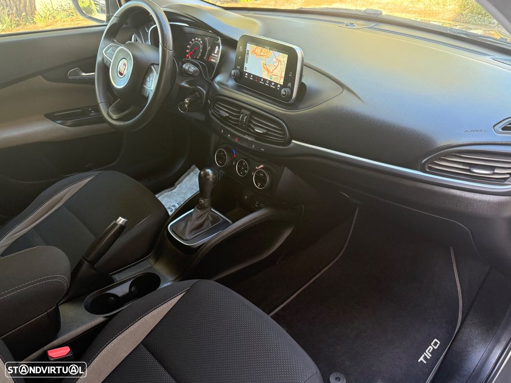 Fiat Tipo Station Wagon 1.6 M-Jet Lounge Tech J17 DCT - 13