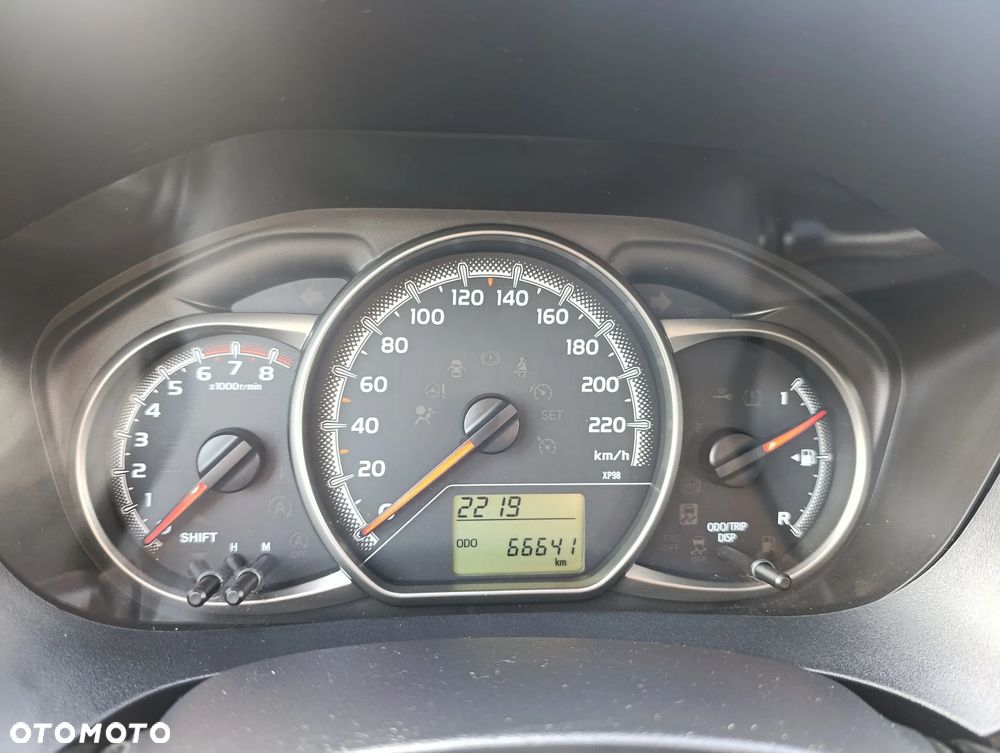 Toyota Yaris 1.0 VVT-i Comfort - 25