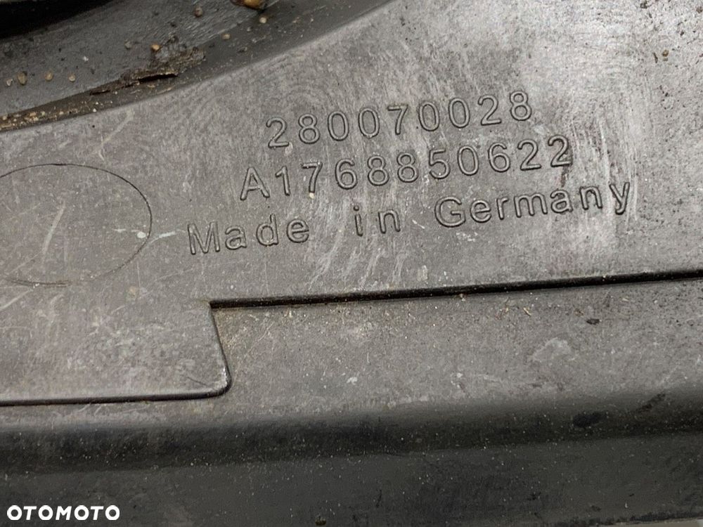 KRATKA ZDERZAKA PRAWY PRZÓD  MERCEDES-BENZ KLASA A (W176) 2012 - 2018 A 180 (176.042) 90 kW [122 - 5