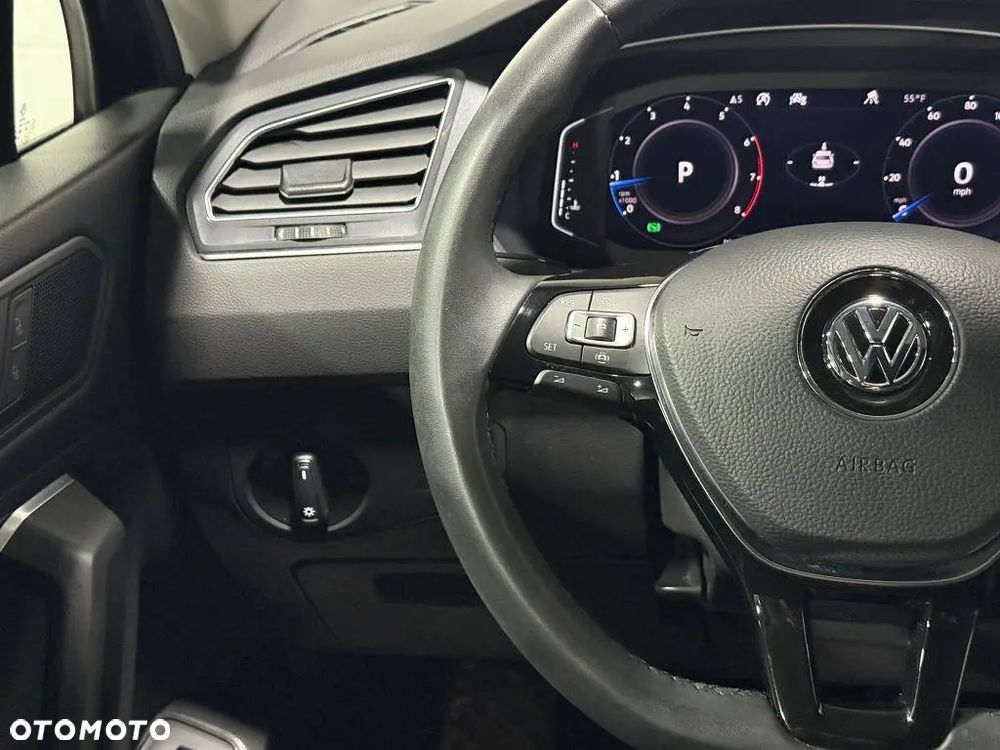 Volkswagen Tiguan 2.0 TSI 4Mot Elegance DSG - 23