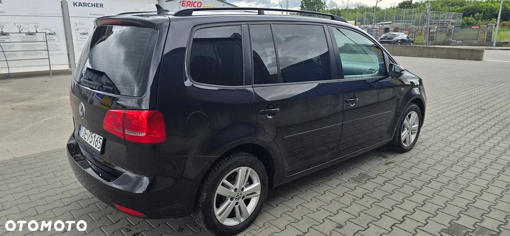 Volkswagen Touran 2.0 TDI DPF Comfortline - 4