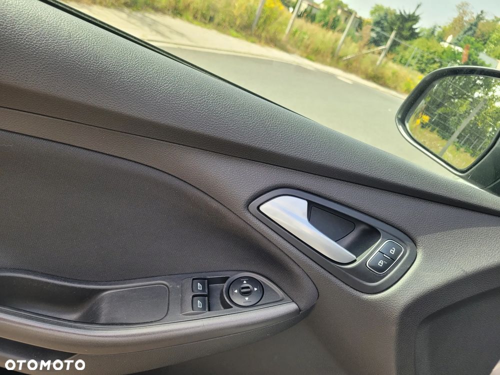 Ford Focus - 18