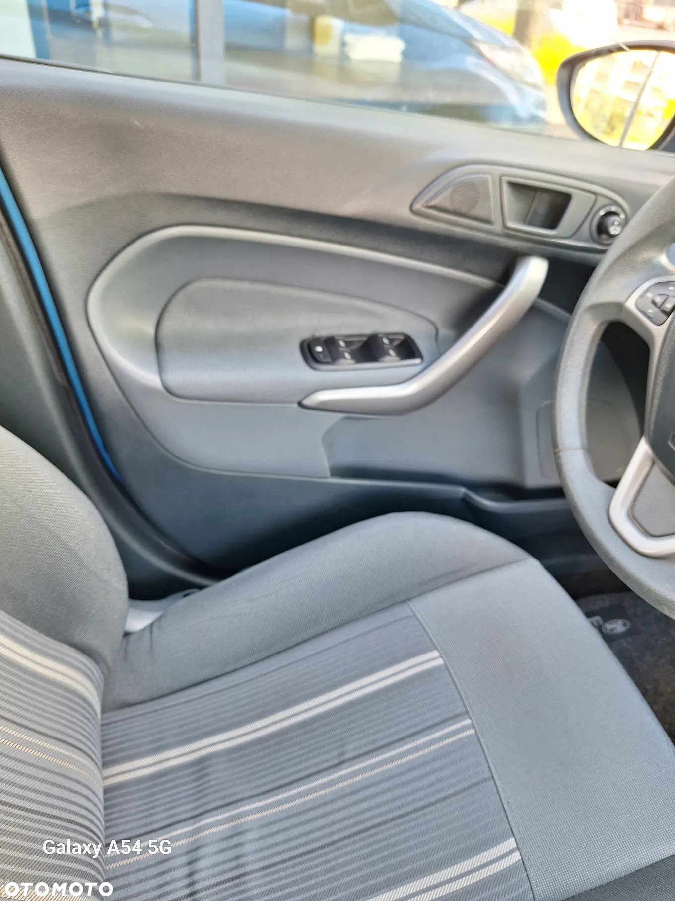 Ford Fiesta 1.25 Trend - 32