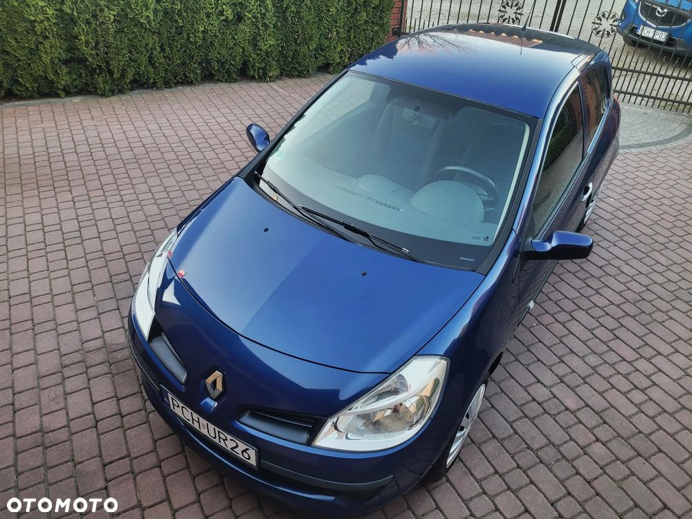 Renault Clio 1.2 16V Exception - 1