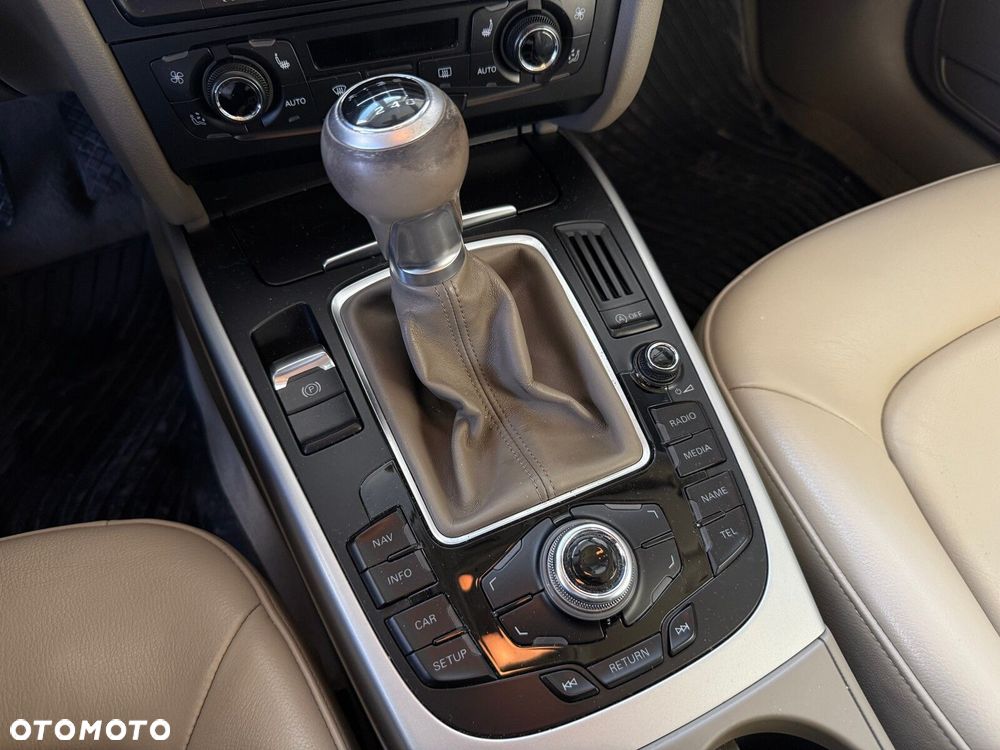 Audi A4 Allroad - 24