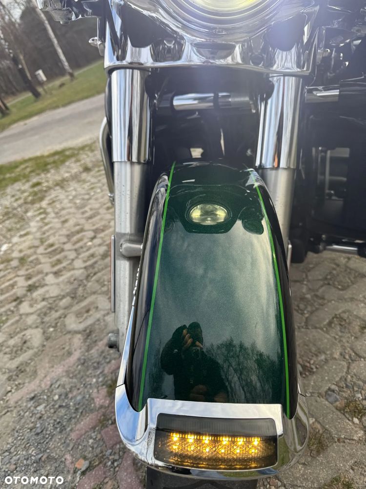 Harley-Davidson Touring Electra Glide - 10