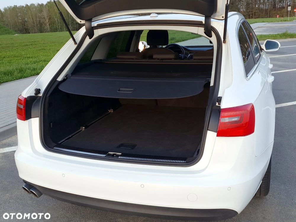 Audi A6 Avant - 11