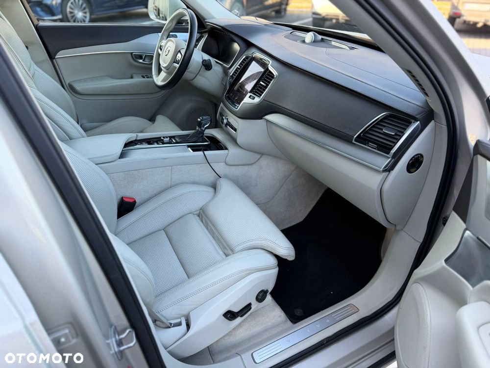 Volvo XC 90 D5 AWD Inscription 7os - 11