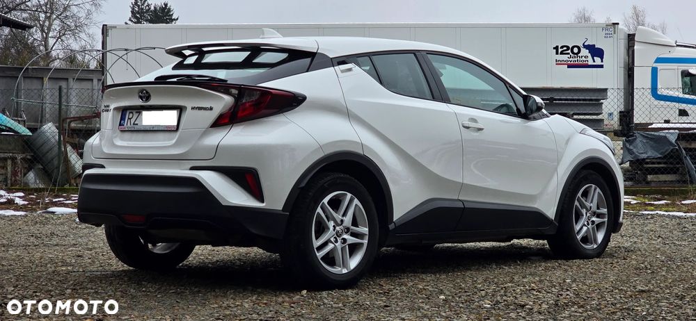 Toyota C-HR ver-1-8-hybrid-comfort - 4