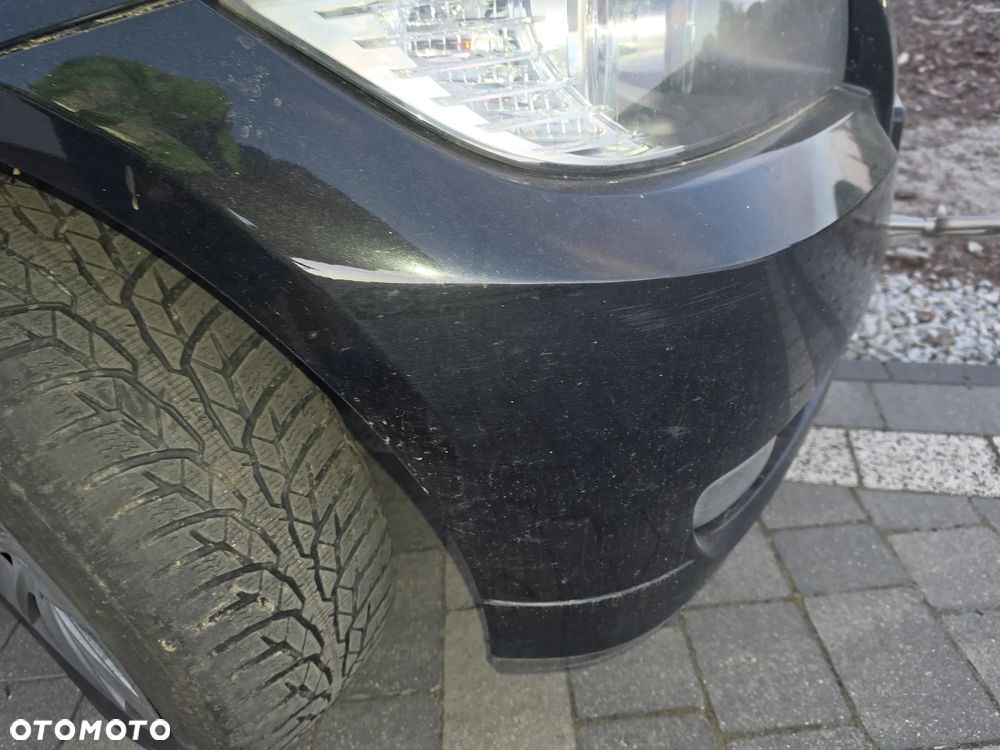 Zderzak  przód  BMW  E90 /E91 Lift w kolorze  475 - 3