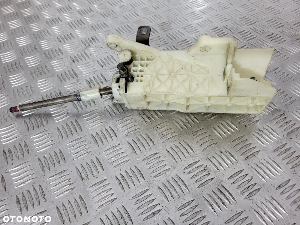 Hyundai H350 2.5 Lewarek Drążek Zmiany Biegów - 2